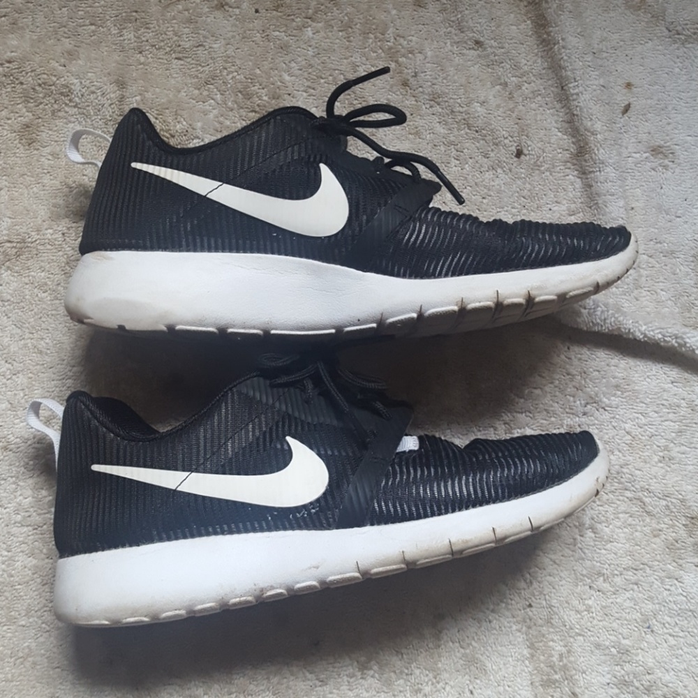 Black Roshes
